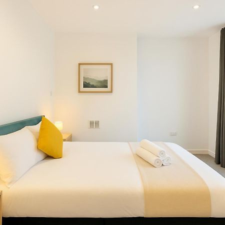 2 Bedroom Apartment Near City Centre, Uni & Parks! Cardiff Bagian luar foto